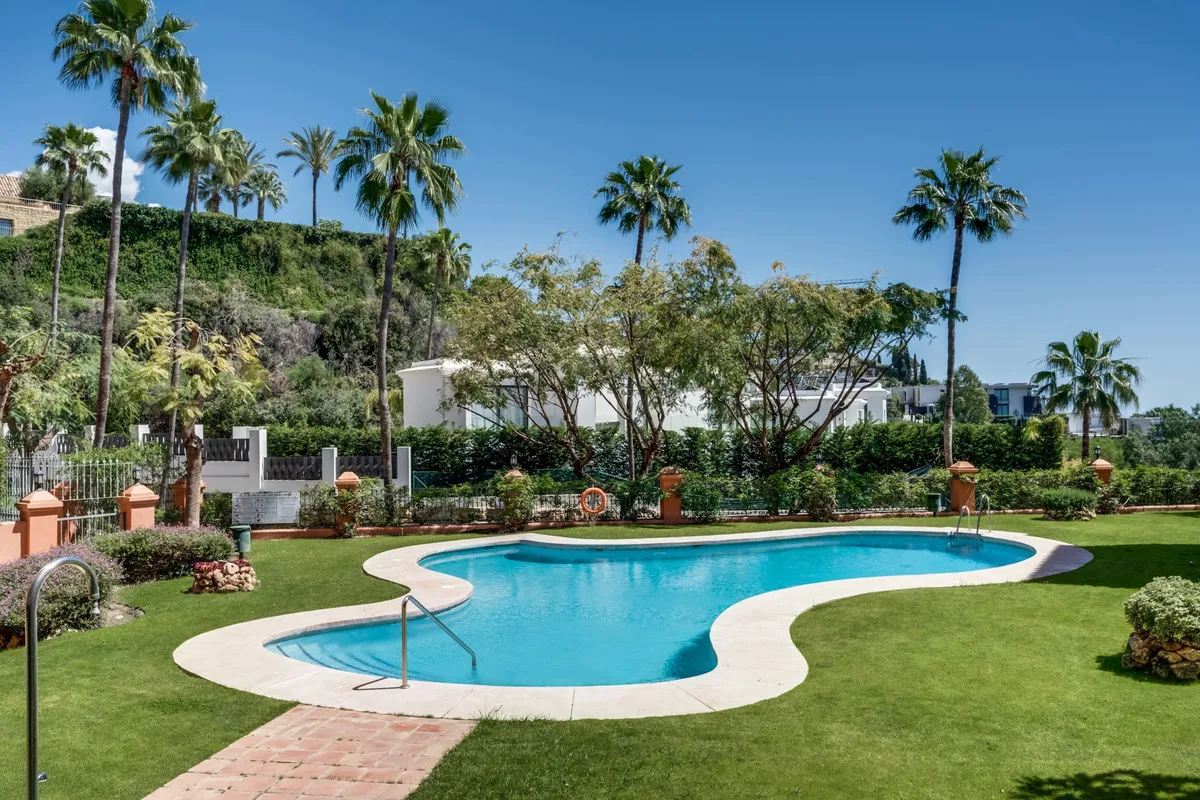 ad61a4a0-31f8-4f33-a77e-6b798258c7cf