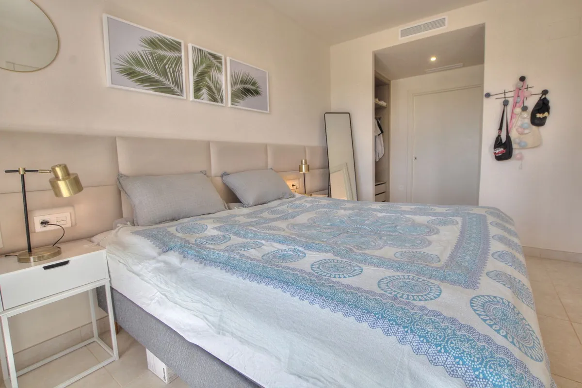 c90f6284-73e4-43c7-b2a8-89a408e91353