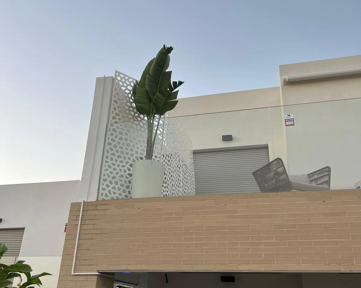 5556e51a-c49b-40a9-9448-c474dd813f2f