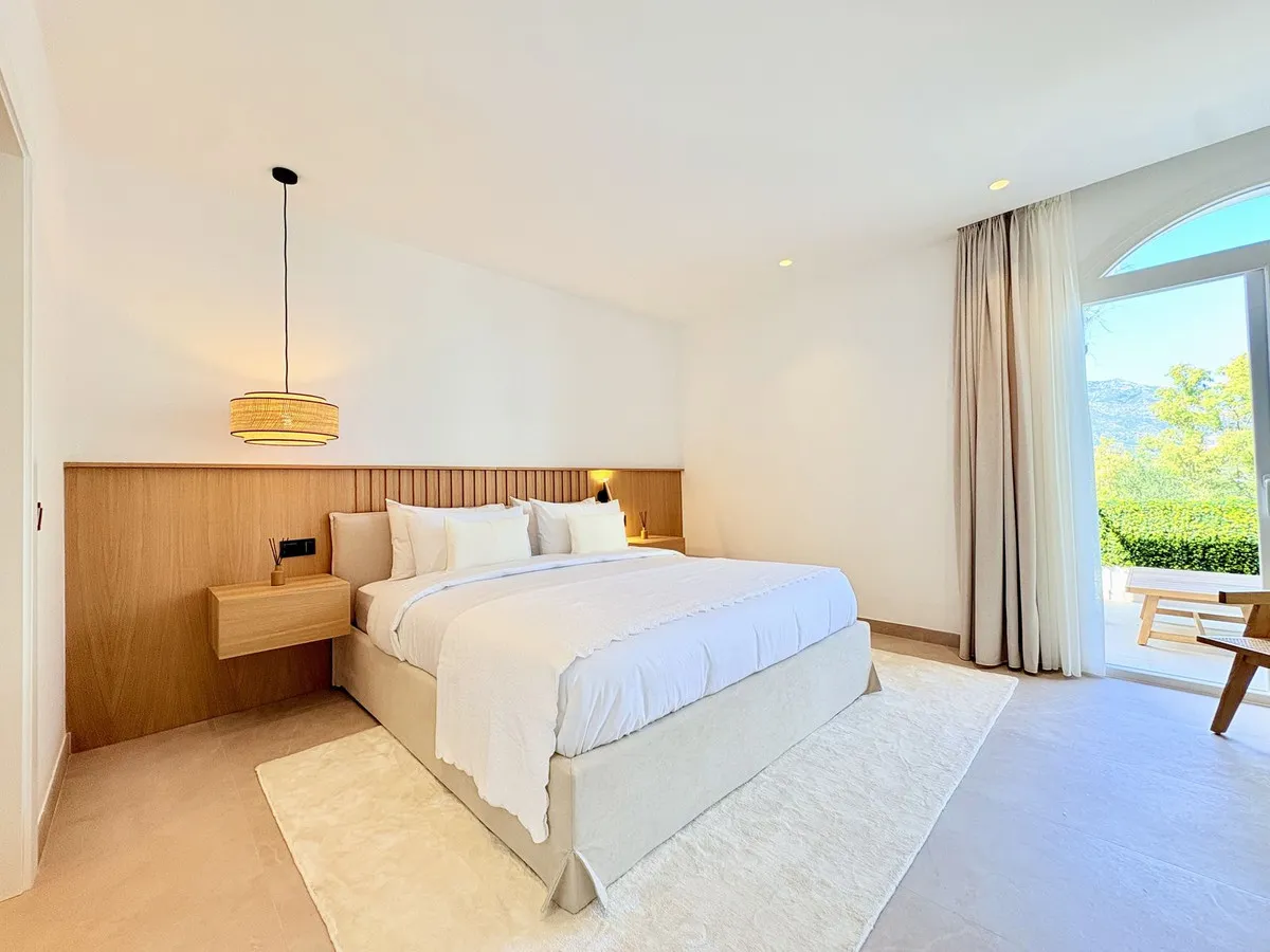 3b352688-12f4-4161-9431-10c61f5b67bd