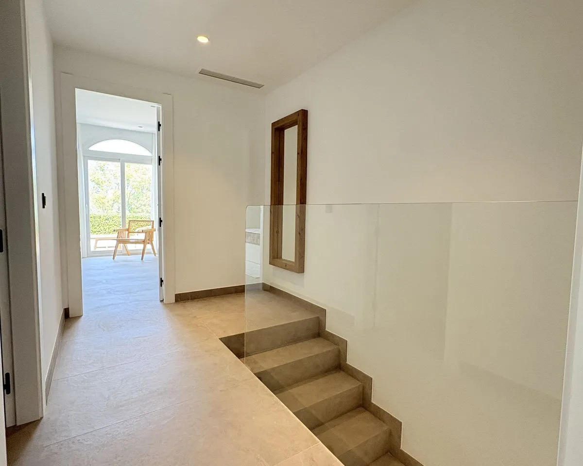 e502294b-1792-4abb-a194-f38e74f53920