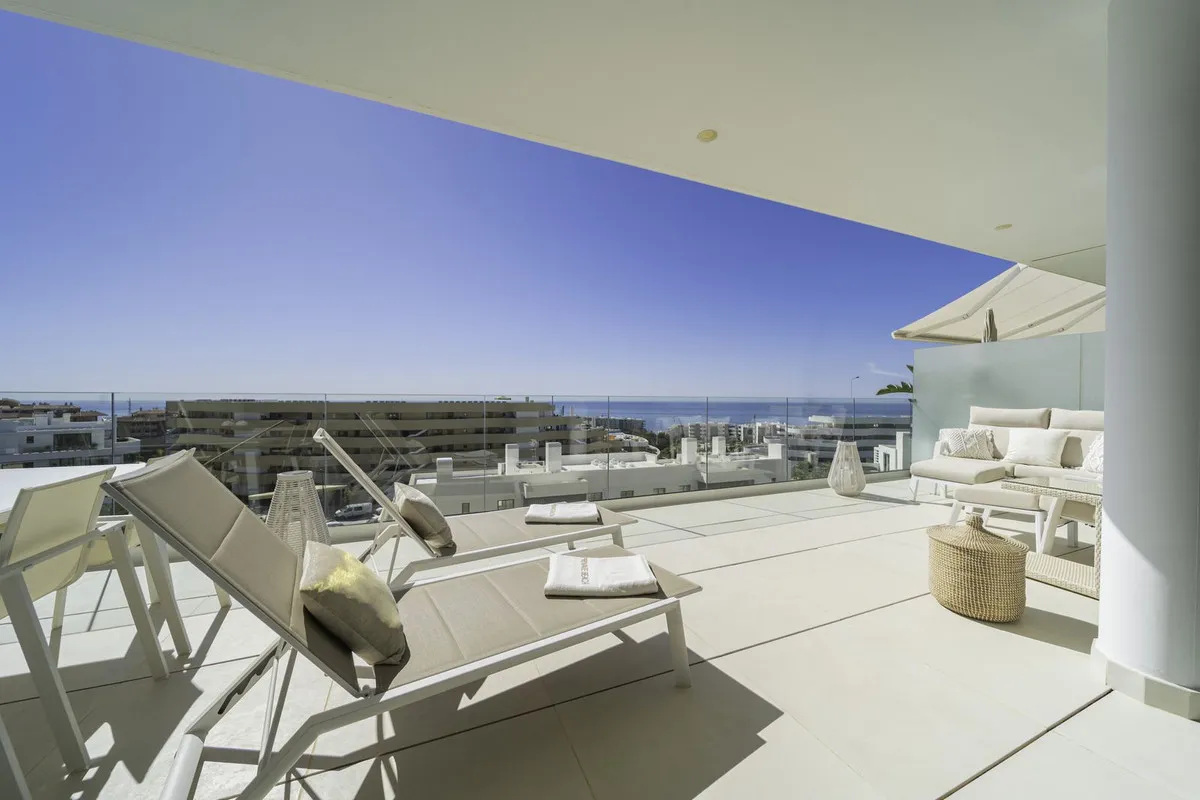 100e9122-8021-4223-ad3a-9f3319cf8aeb