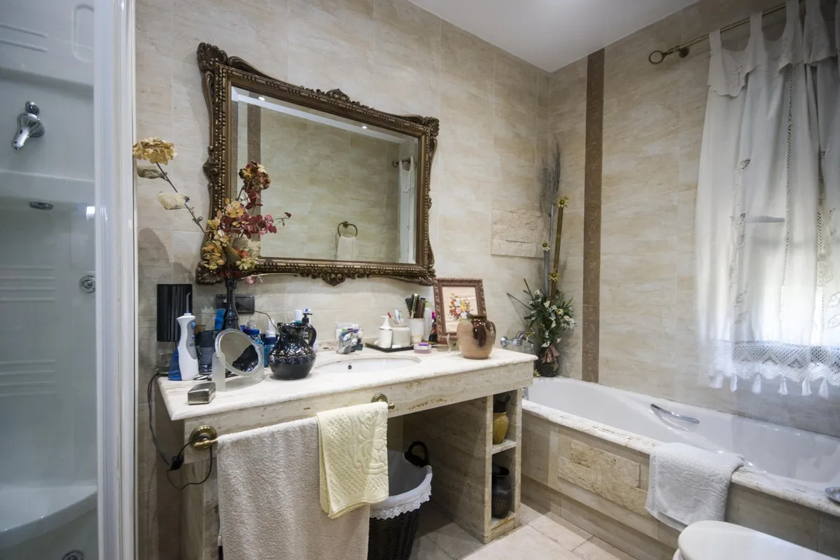 1d6ffd1b-c0b0-4f4e-90e1-be2d792ba47e