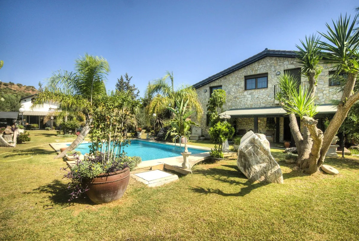 6d3105bc-83d9-45f7-b65f-9ca9c19fe1a8