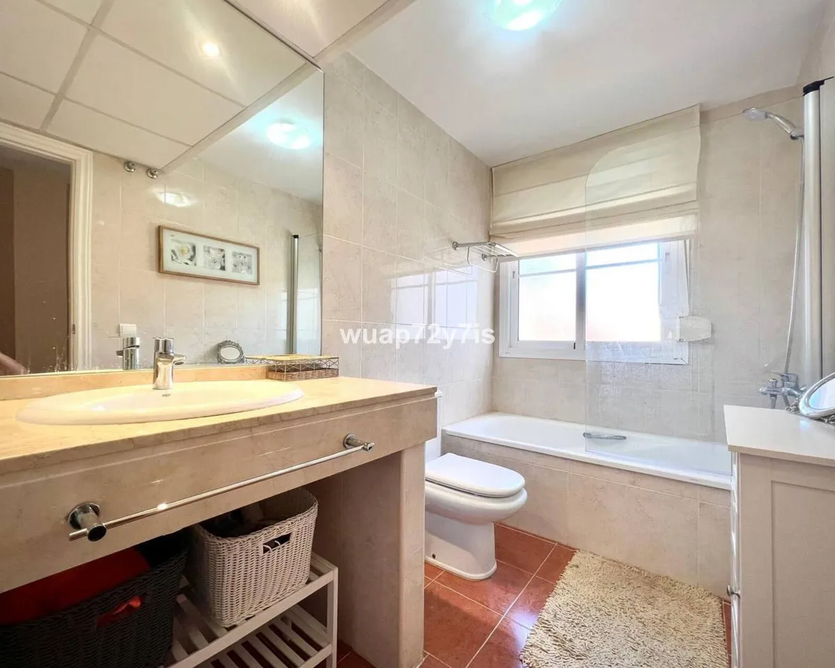 a50b3464-71f6-4dff-93e3-fe5d91654adb