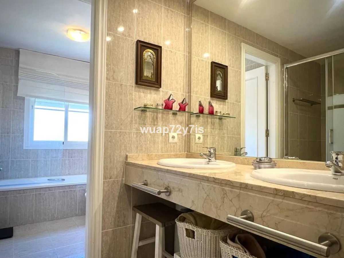 e1b5d3e7-442c-48bf-8c86-af5cbdedacb8