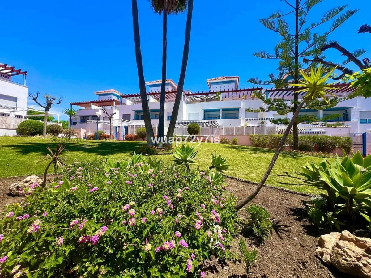 e77bcd0b-4256-4c7d-aa2f-a9f038cb6b9d