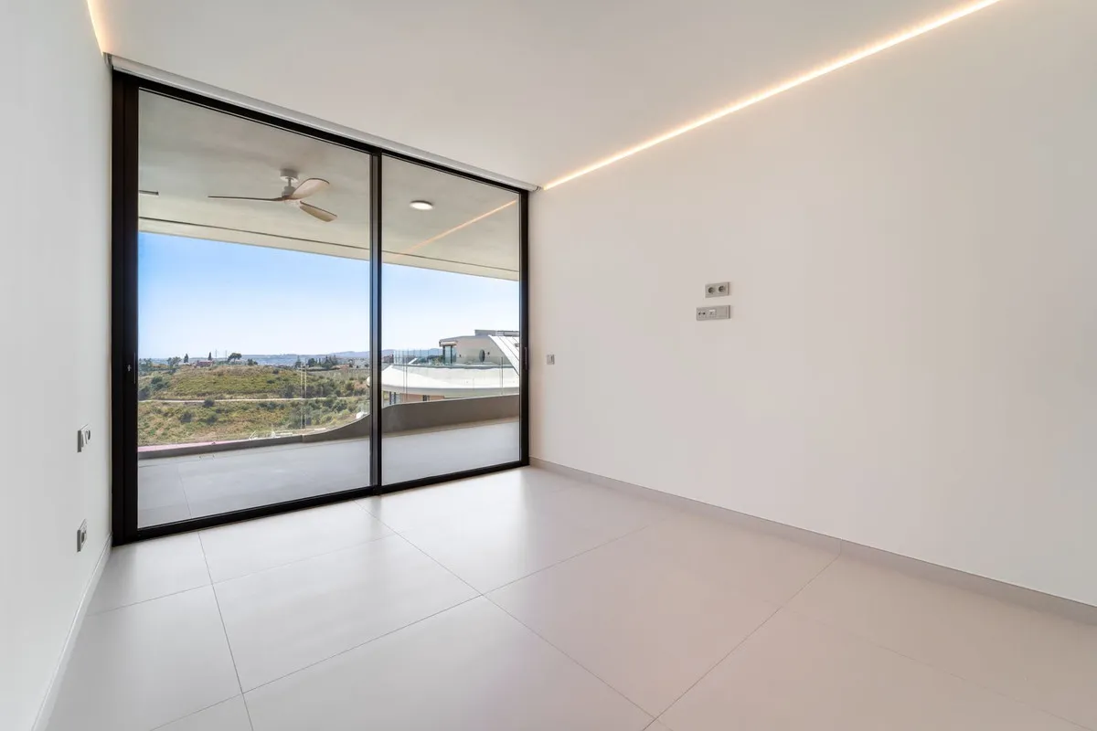 9d115fd7-22e2-4092-a263-40436076fbf1