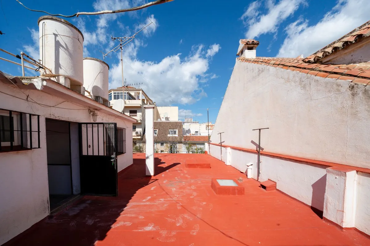 8246b4d2-7b9f-457e-8a4e-bced70e4fbed