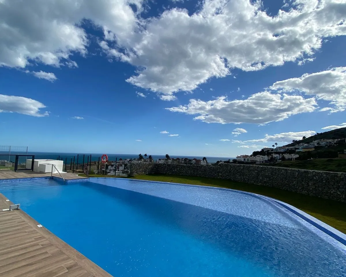 20bbb980-77c7-4970-90e3-2ab8d3ab3022