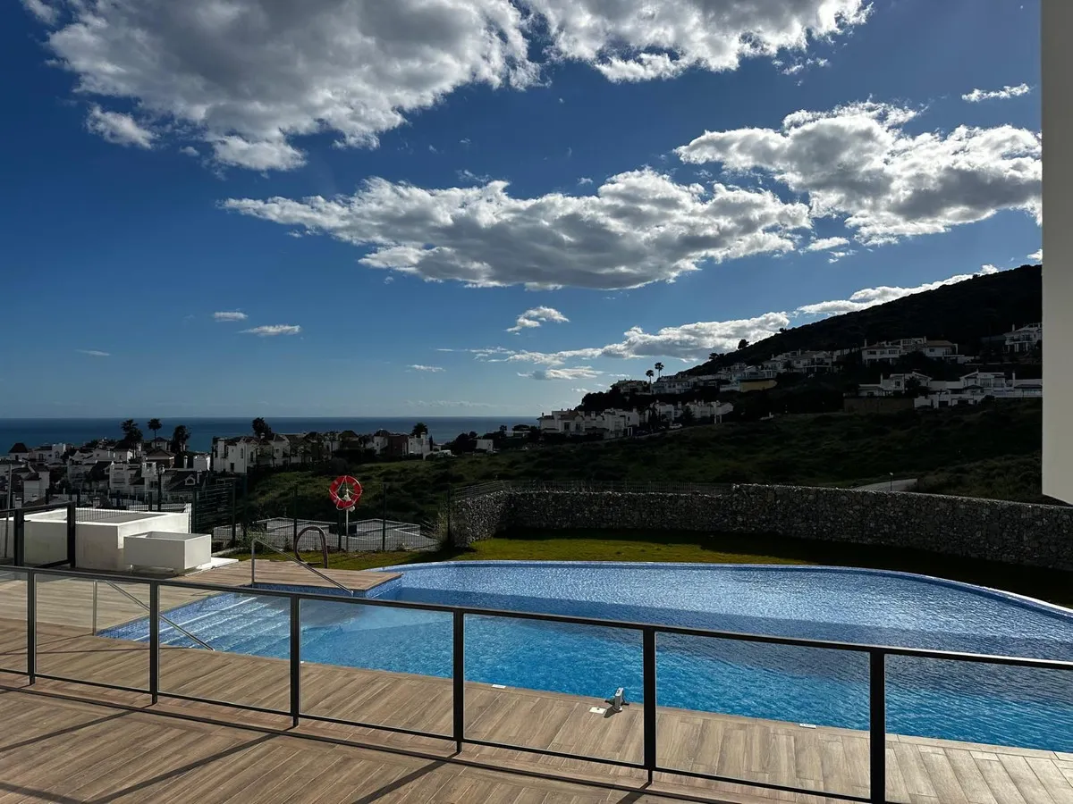 4e225ec9-13ef-4a86-9acb-8f8397f9dc80