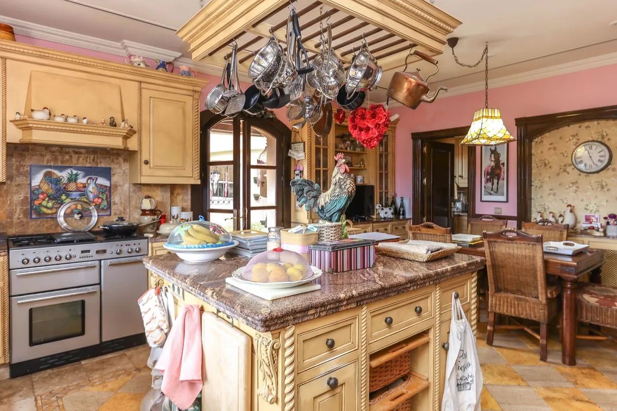 20e63a8f-d68a-4631-a490-a603046dae74