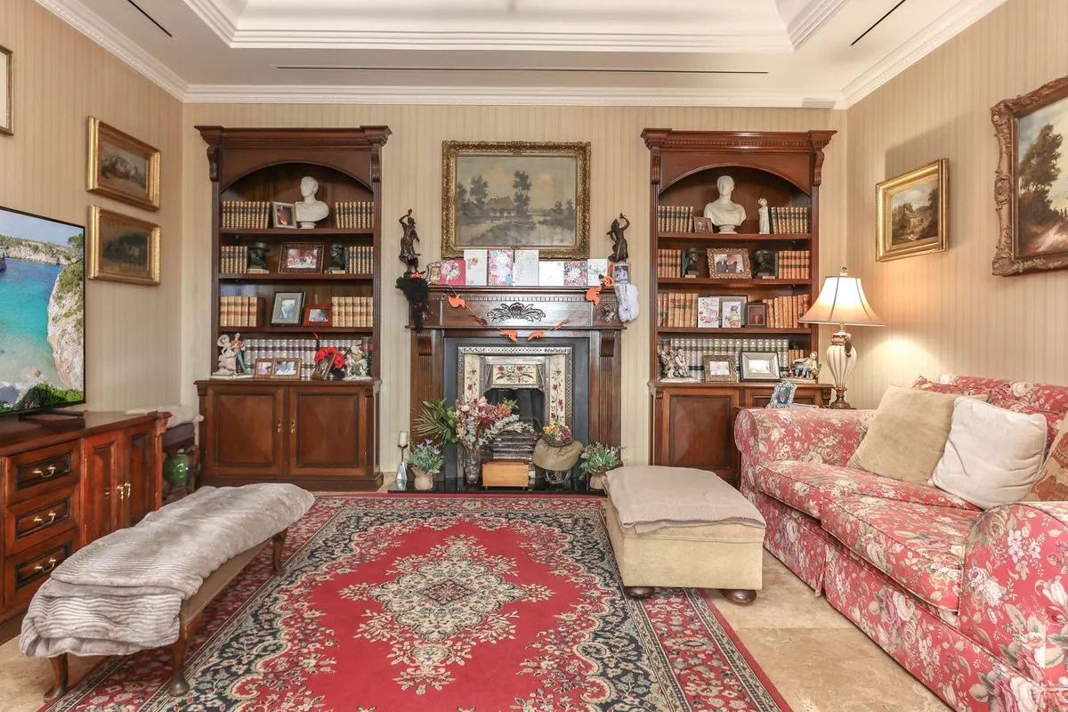 2d98813b-d68a-47dd-a090-dbe4456b774f