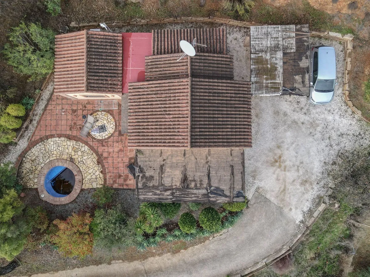 5efffcdf-4206-4679-8e7a-b038c037a99c