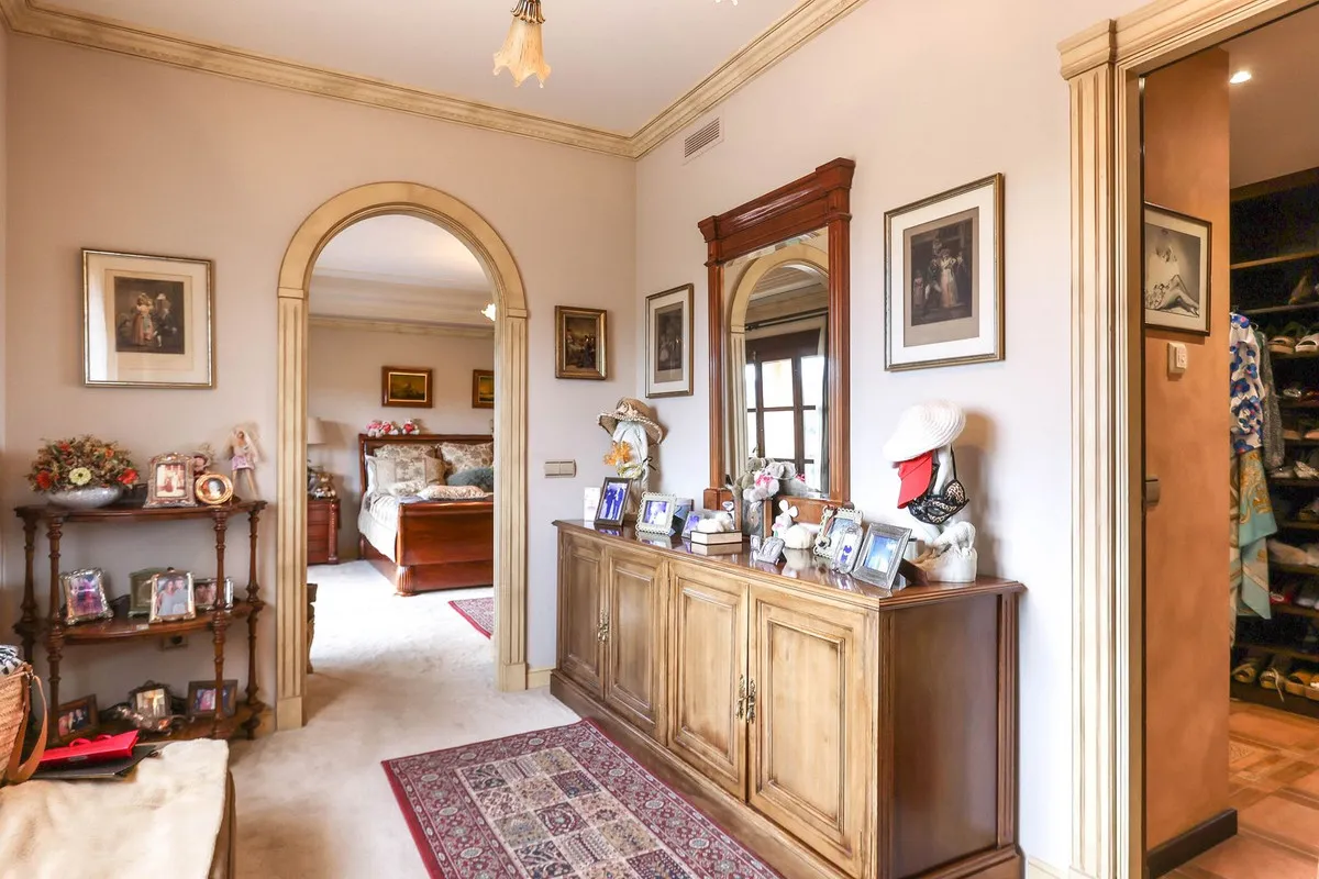 77275bbf-54d2-45c7-8438-c011733b3832