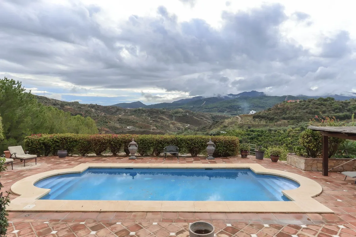 9aae7c47-244d-4eac-a697-f141c511e72e