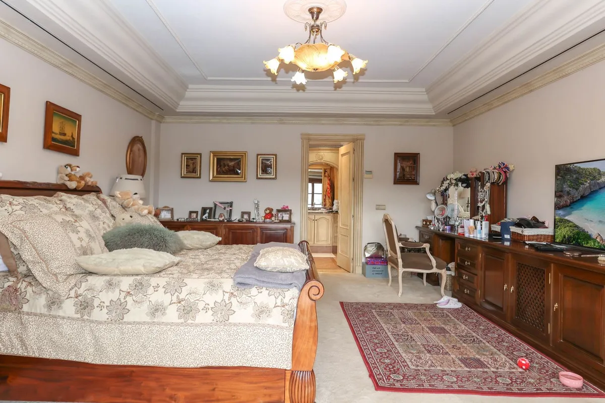 b6a06dab-7287-40ce-adc3-0a8b55d30733