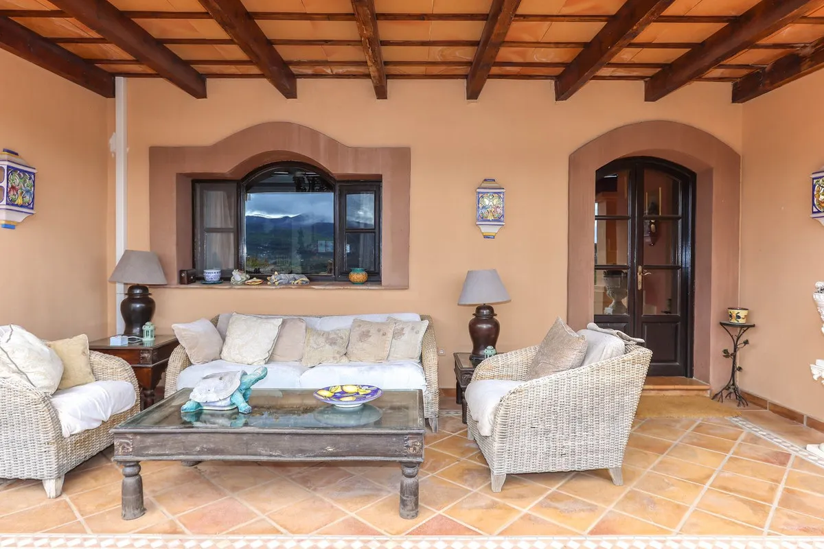 fafd21b2-3d42-457a-9d23-22134b510cf8