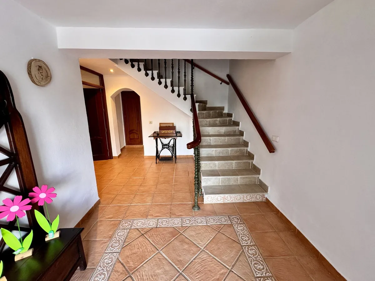 10c1eedf-46a0-4112-8c7b-a92bdafe31c1