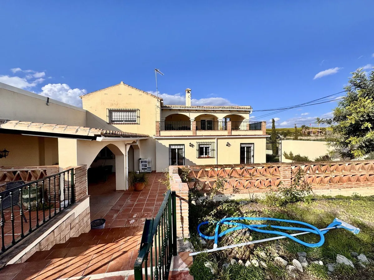 37f5d756-aa92-48cb-a5b8-fd8d9d8d0550