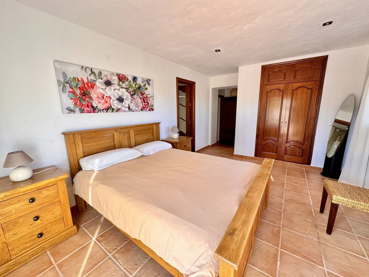 9ceb836a-d669-4e7d-947a-01fdfa966fd5