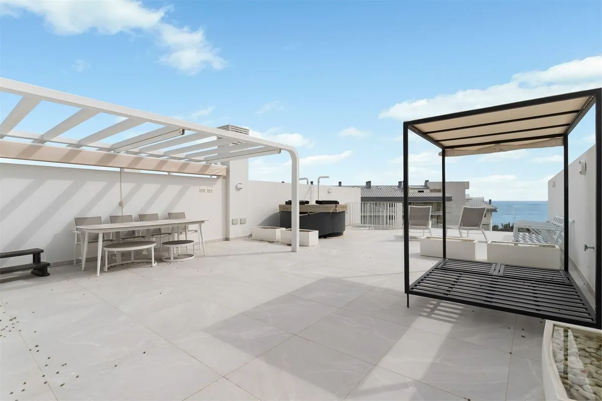 43032b08-f3d6-4ffe-a9c6-28d06b49337c