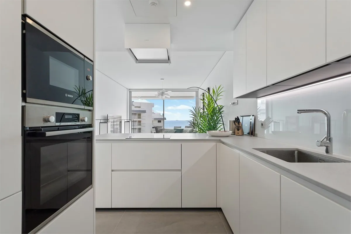 d62bb2b0-8495-42ea-94ff-fb13693cfb6b