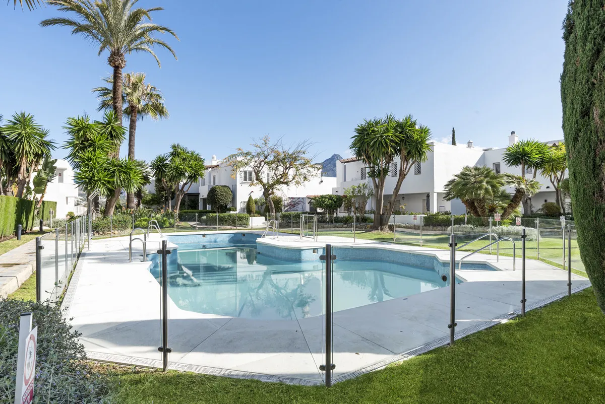 27e19f5d-27e8-4e0c-9e42-968a8a8a3f65