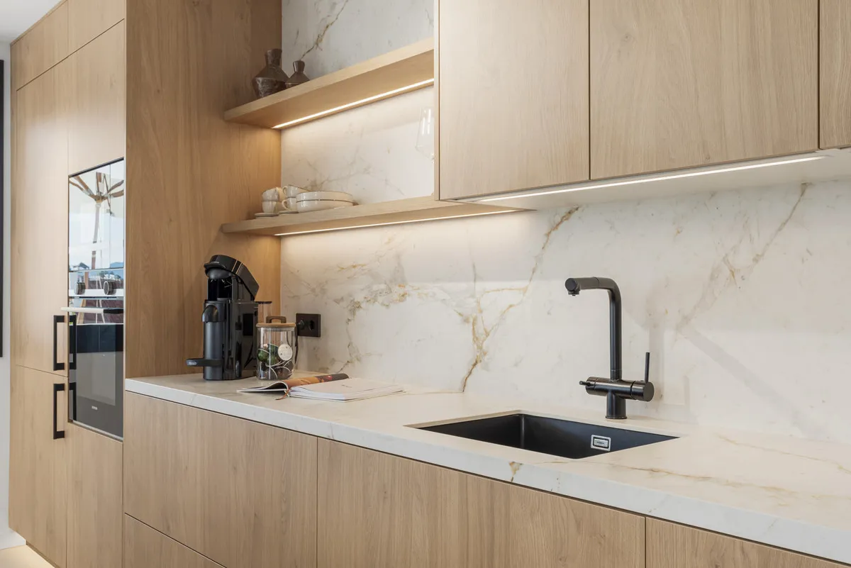 7cfda47c-2fac-40fb-ad4b-0e008f758ea6