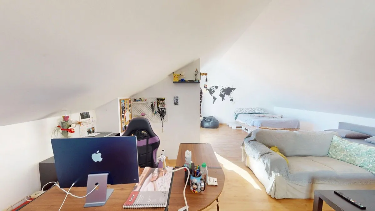 73e6e33d-8d5a-424e-9c91-b8b2047c08a8