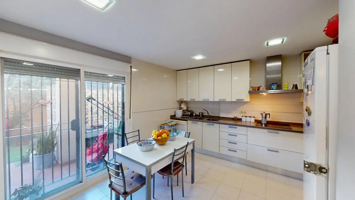 89311ba5-e4e8-4299-a751-4676f7f1e081