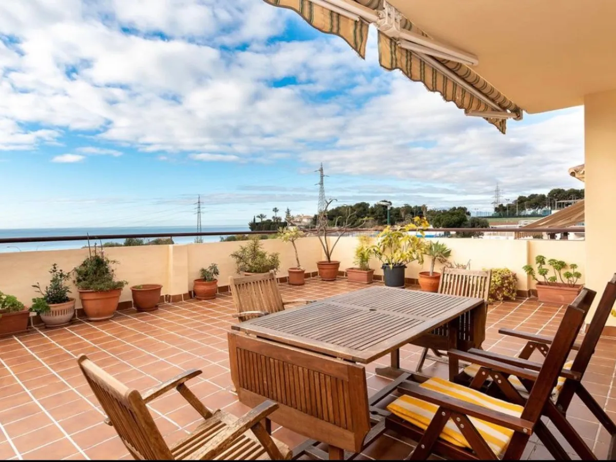 e201fbb1-ea2d-486c-8d95-667efdd13c72