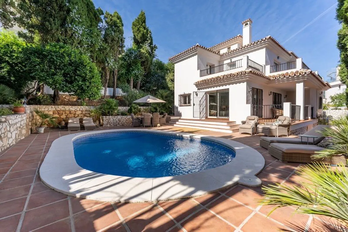 8064c4dd-b350-454d-99fc-427e7ce81941