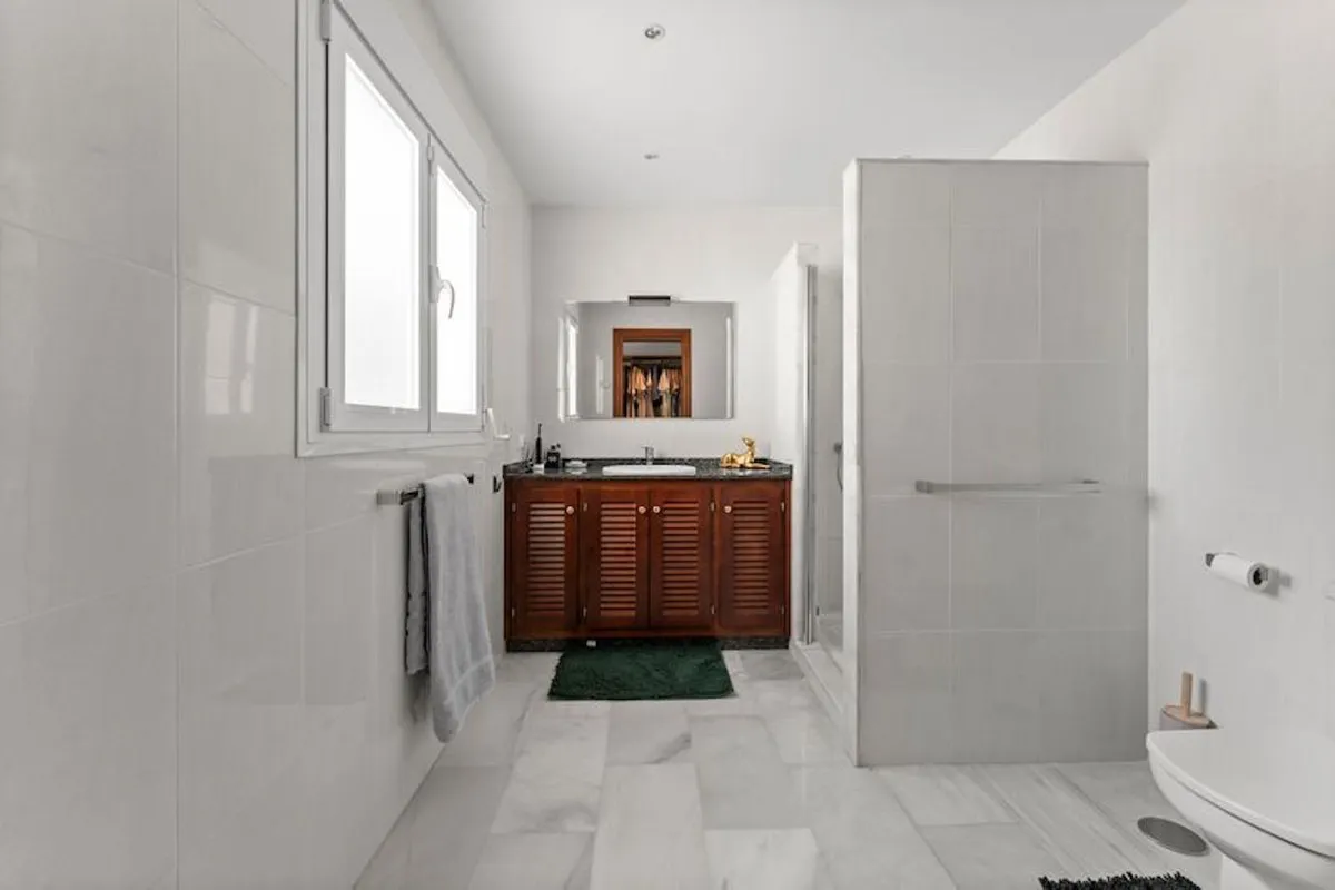 82c98a14-2d64-405b-939c-c0113d2710fc