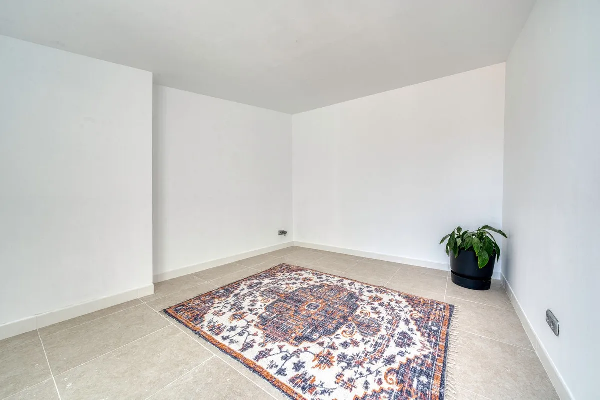 1f855f5f-a3e3-43e9-992e-4179f4619c21