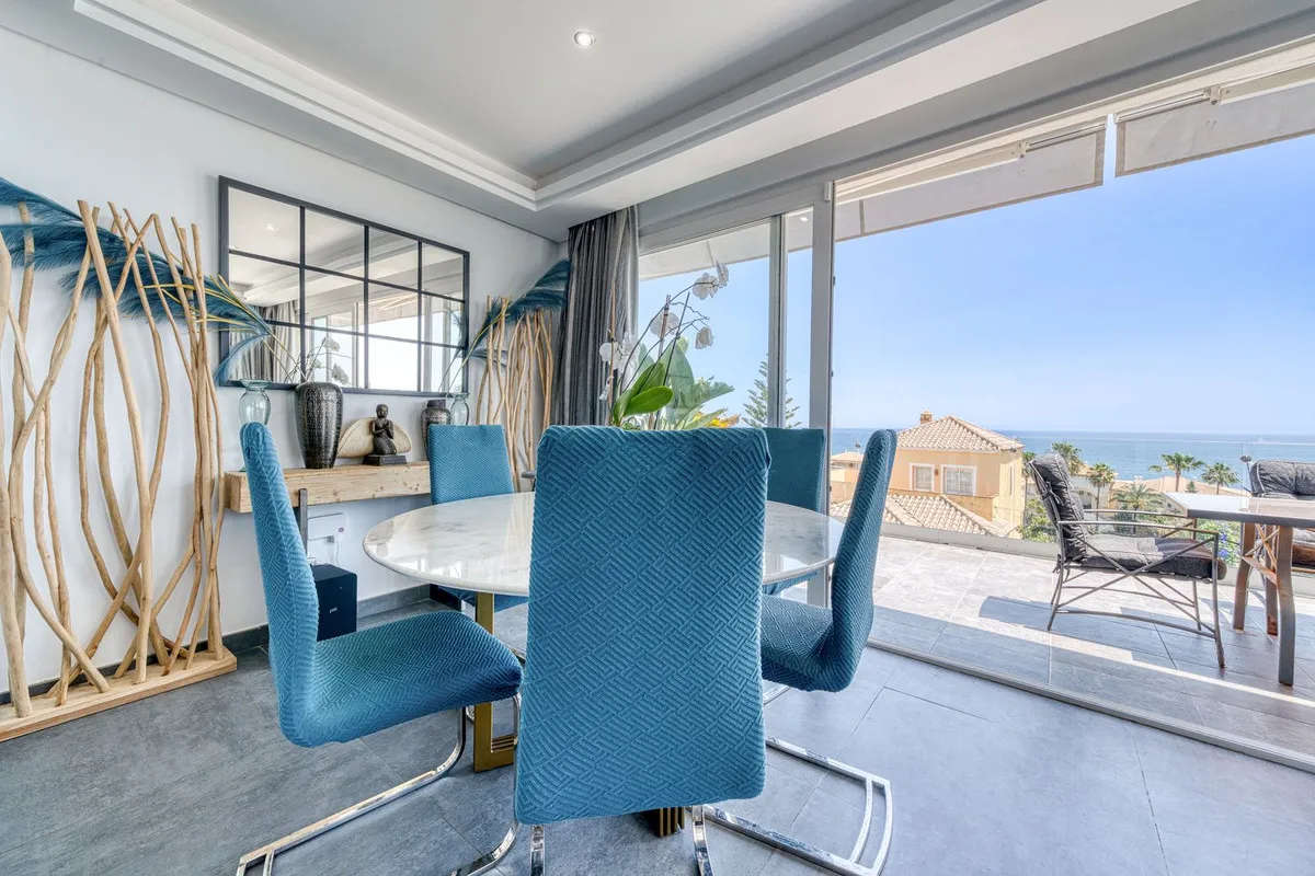 2ad33f0c-a77e-41fc-a463-0d9e61b2553d