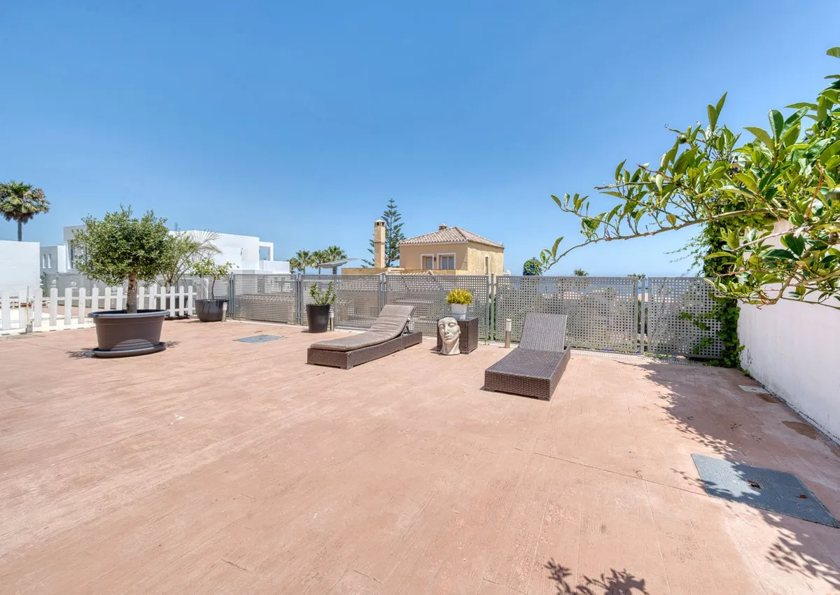 2fe2a8fd-5df4-4902-b29f-ee0053f74aba