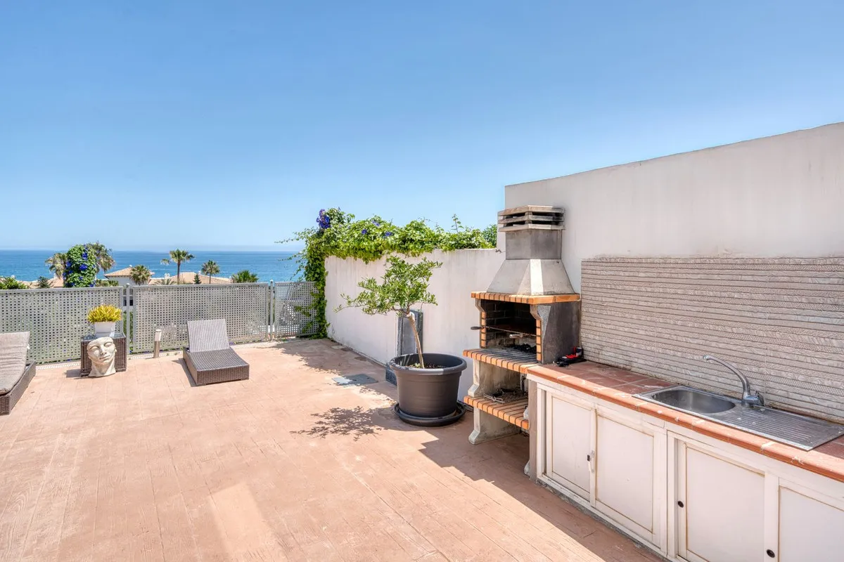 80871f93-f453-401b-8749-9189debe40df