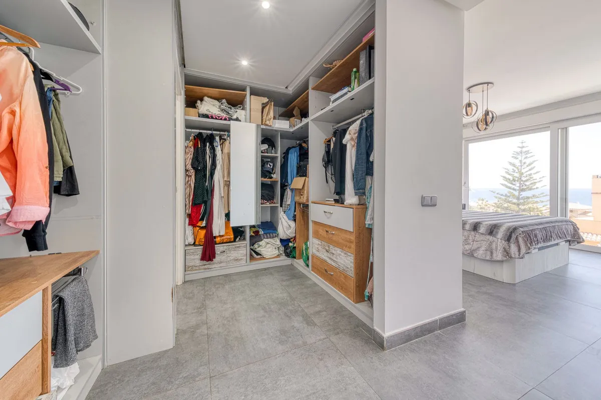 8e71426b-2db6-4bc0-a118-b187540ce818