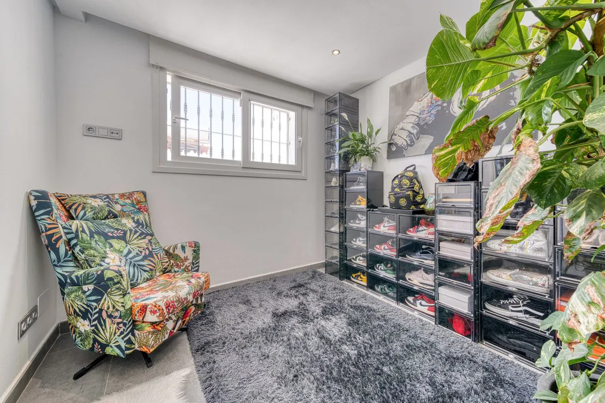 a1b1606c-3bb1-4196-afae-cc13864910be