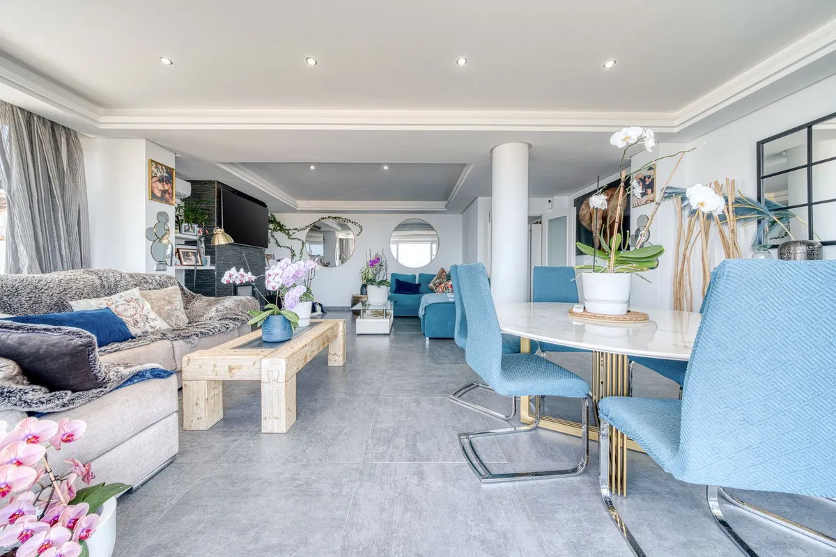 eec8136d-95c0-46c3-80ee-7701893d844d