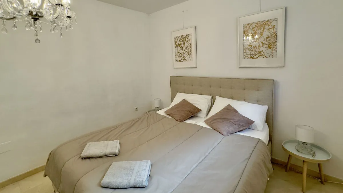 2cab48b1-0d0e-4677-9d45-b47b8c1f2072