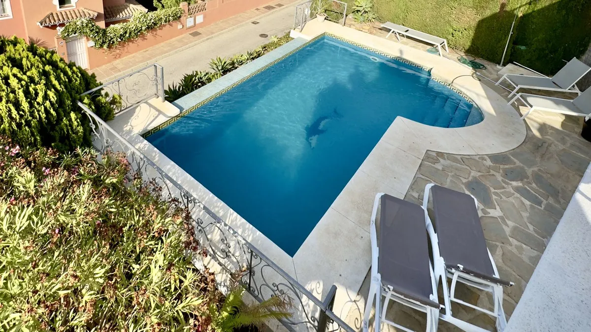 7120ef2e-362c-42be-8b52-0d8c9acb1e62