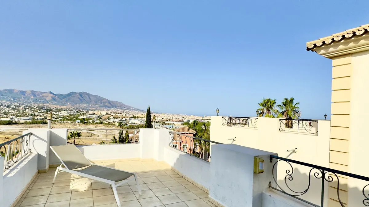 7db234ca-e397-4557-8f57-e3891e6f3e02