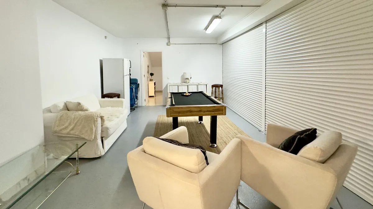 820458bb-7d45-4a7f-ab8b-c4f6b8cc4a5e