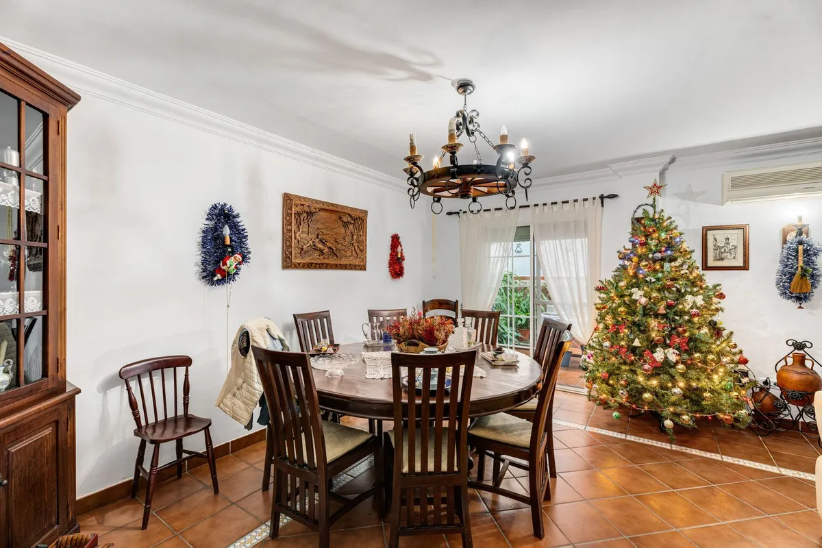 5b680daf-e54b-4293-9cd2-312e342e5952