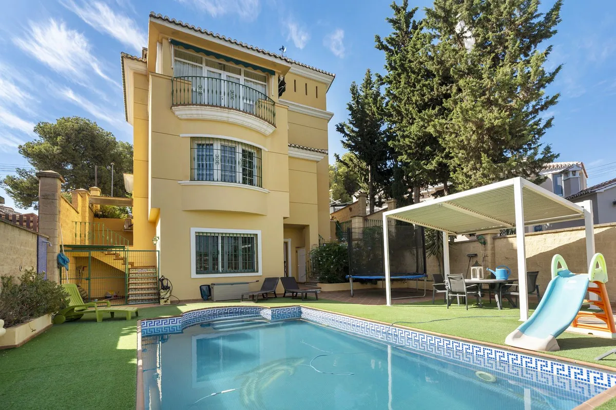 b87949c3-5205-434e-a3ef-b23b6767c60e