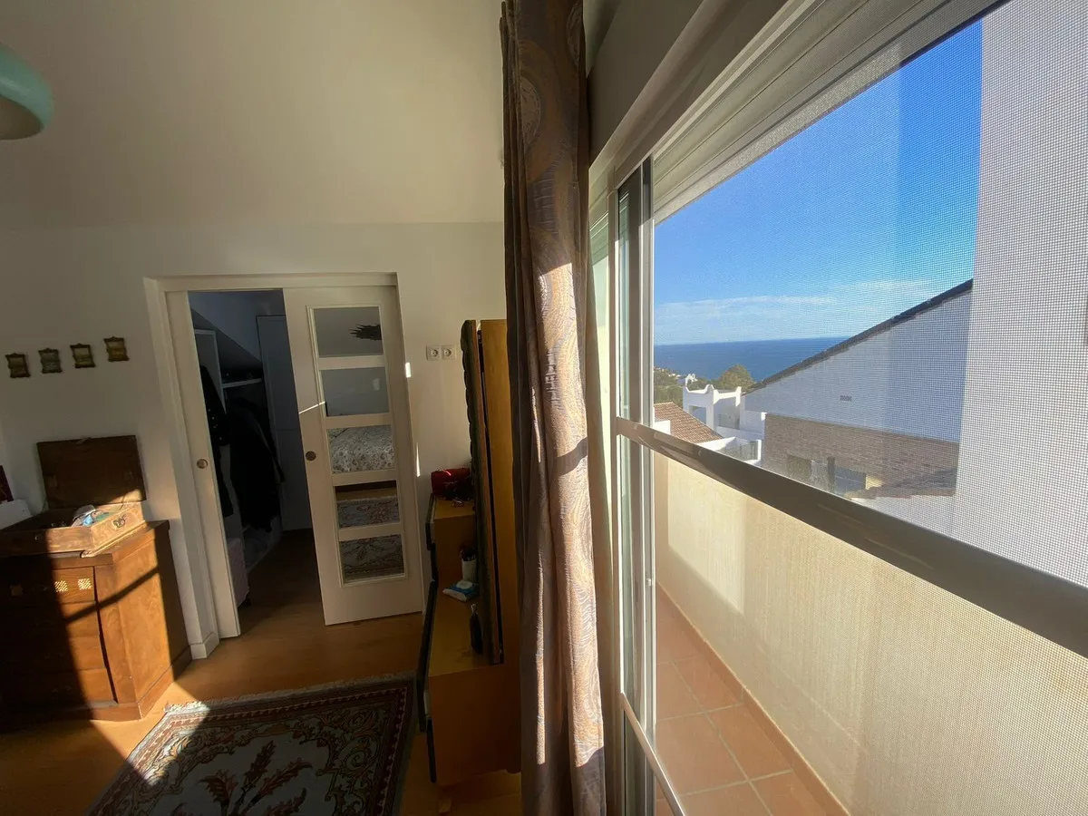 3256416a-71c9-4bc2-86a2-d0eb6d70936f