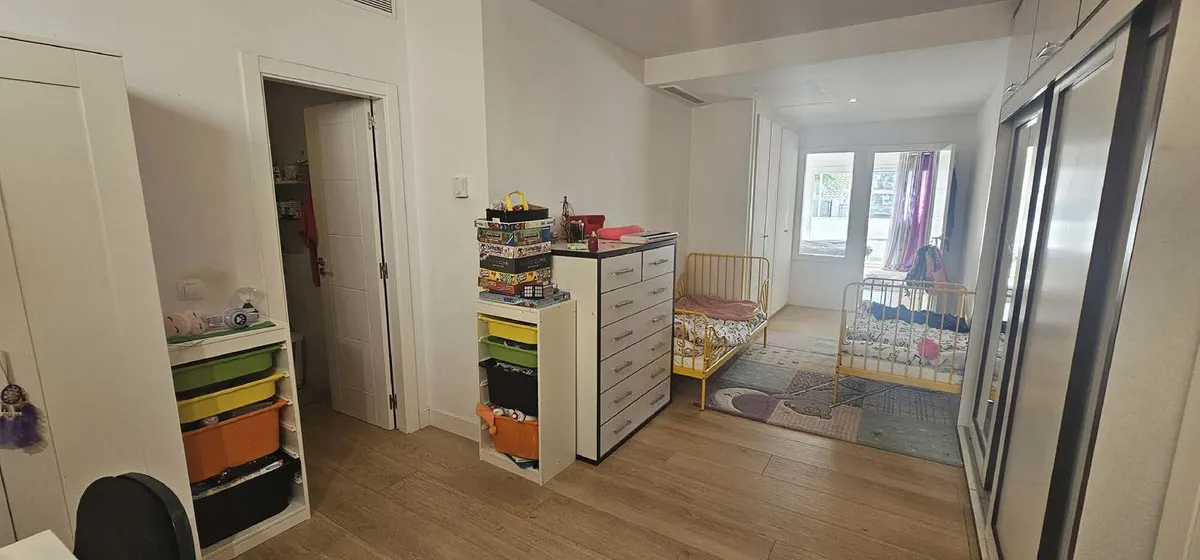 70798e52-5c4f-45d1-b26e-32cc41652dff