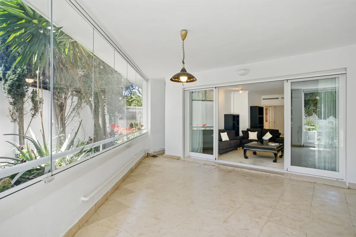 319ea280-e061-45e0-80b6-4f62789103a1